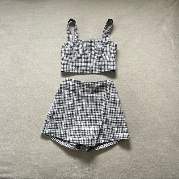 Abercrombie & Fitch Dresses & Skirts - Abercrombie and fitch matching skort set